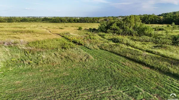 $155,000 | 7500 Southwest Davis Road, Auburn, KS 66402