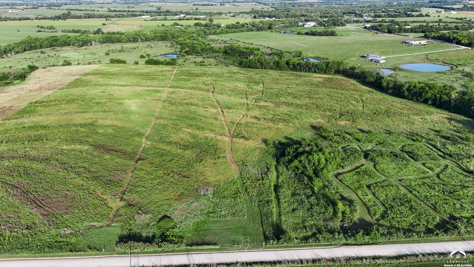 7500 Southwest Davis Road Auburn, KS 66402 - Photo 9 of 21