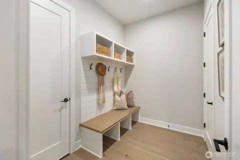 $3,298,000 | 1063 164th Place Northeast, Bellevue, WA 98008