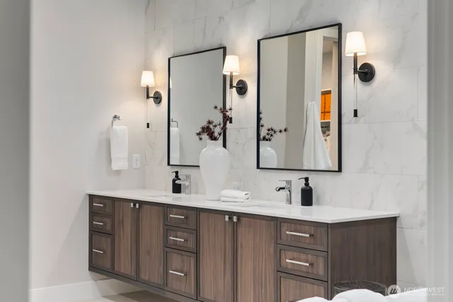 $3,298,000 | 1063 164th Place Northeast, Bellevue, WA 98008