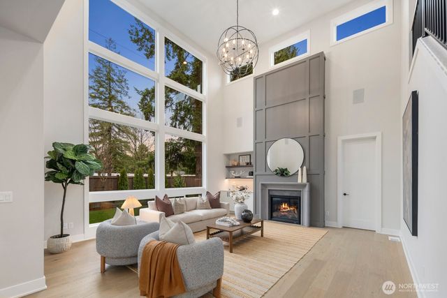 $3,298,000 | 1063 164th Place Northeast, Bellevue, WA 98008