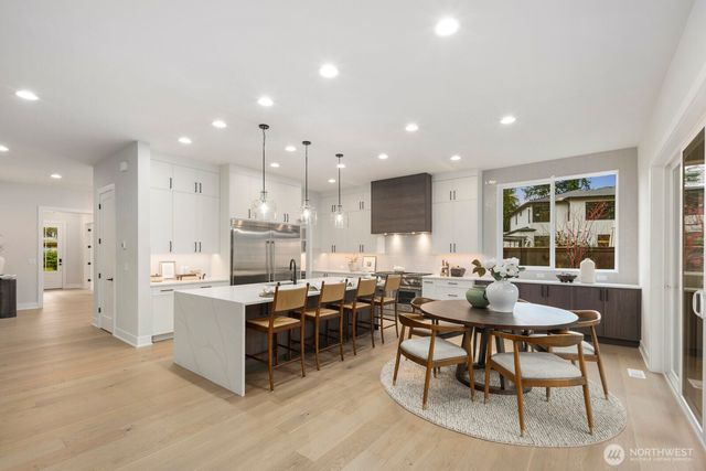 $3,298,000 | 1063 164th Place Northeast, Bellevue, WA 98008