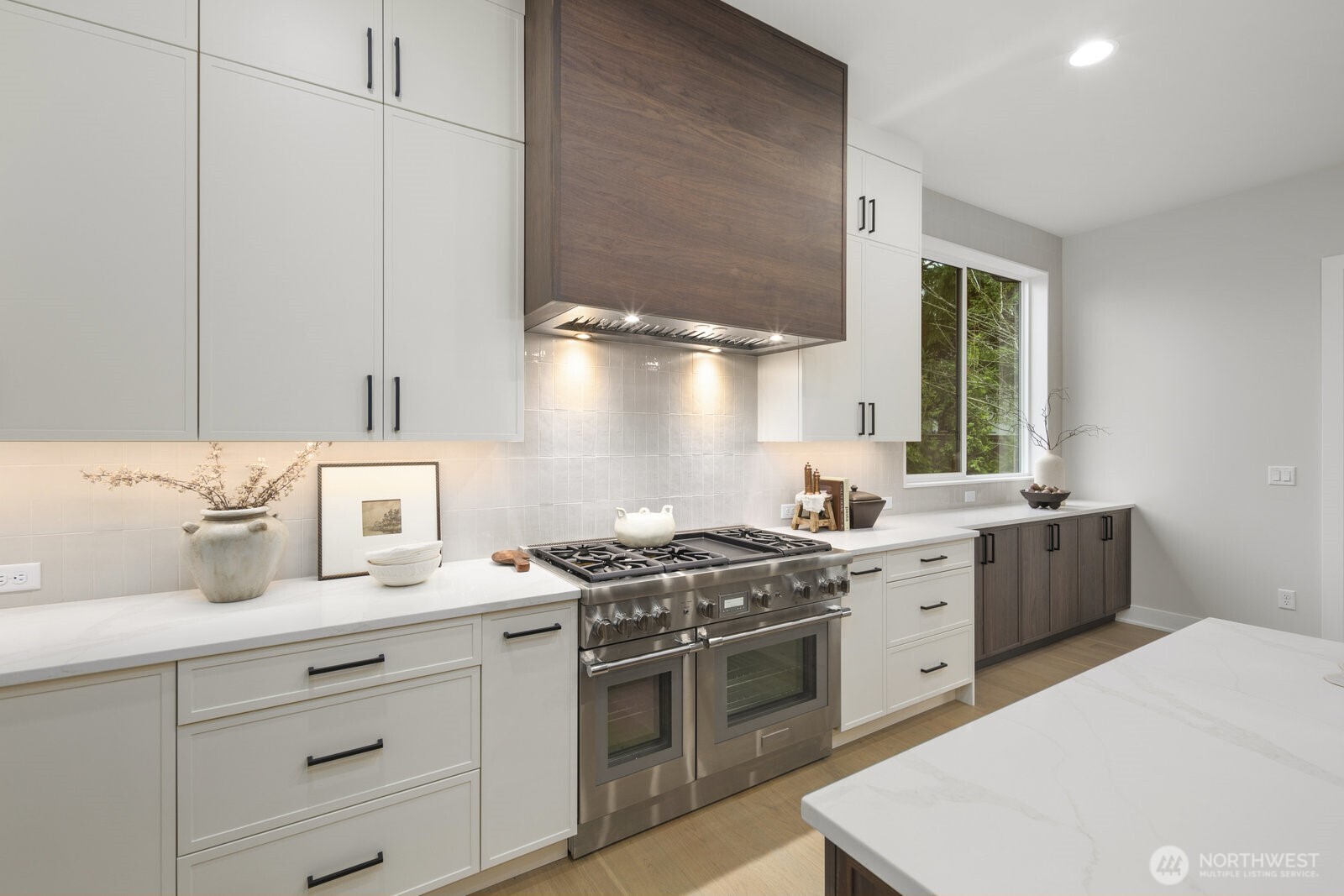 1063 164th Place Northeast Bellevue, WA 98008 - Photo 7 of 40