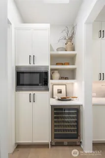 $3,298,000 | 1063 164th Place Northeast, Bellevue, WA 98008