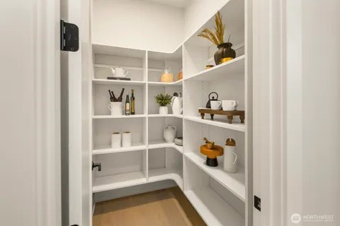 $3,298,000 | 1063 164th Place Northeast, Bellevue, WA 98008