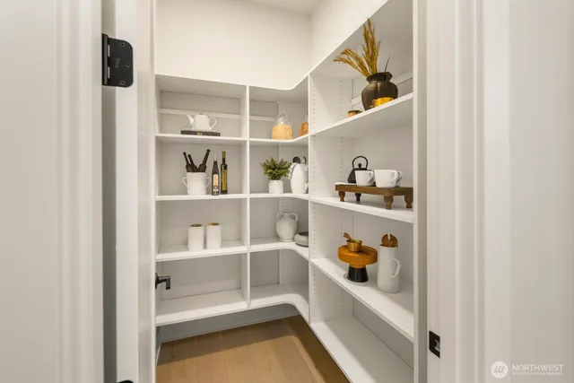 $3,298,000 | 1063 164th Place Northeast, Bellevue, WA 98008