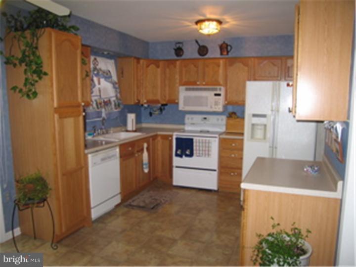 2008 Clover Mill Road Quakertown, PA 18951 - Photo 3 of 8