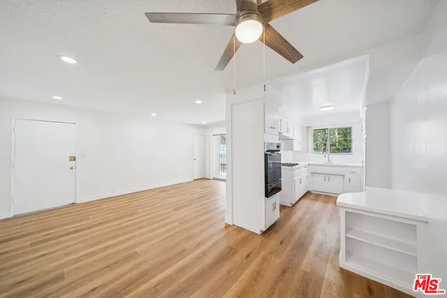 $2,350 | 842 Westbourne Drive, Unit 8, West Hollywood, CA 90069