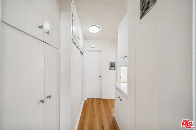 $2,350 | 842 Westbourne Drive, Unit 8, West Hollywood, CA 90069