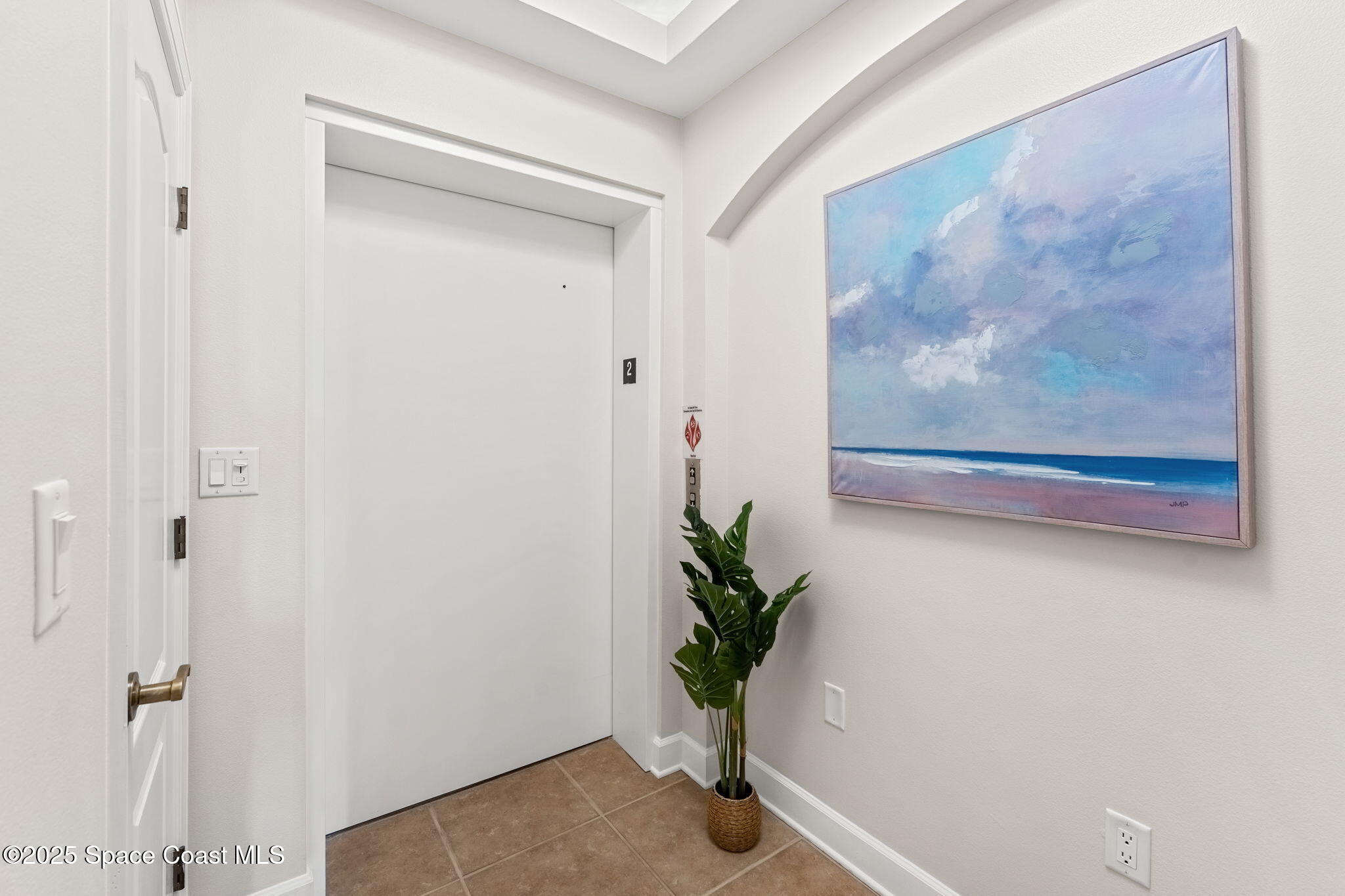 2485 South Atlantic Avenue, Unit 101 Cocoa Beach, FL 32931 - Photo 17 of 70 Foyer