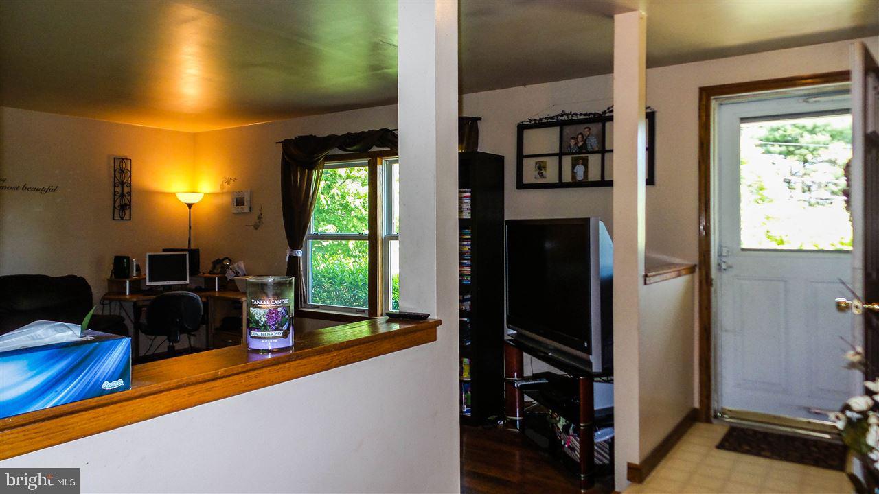 10590 Enfield Road Felton, PA 17322 - Photo 8 of 36 Gallery Image 8