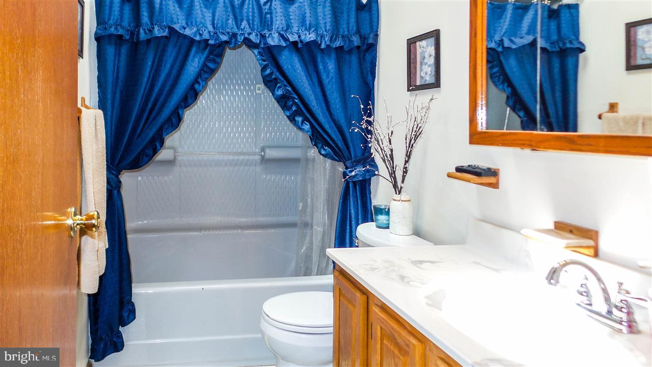 10590 Enfield Road Felton, PA 17322 - Photo 10 of 36 Gallery Image 10