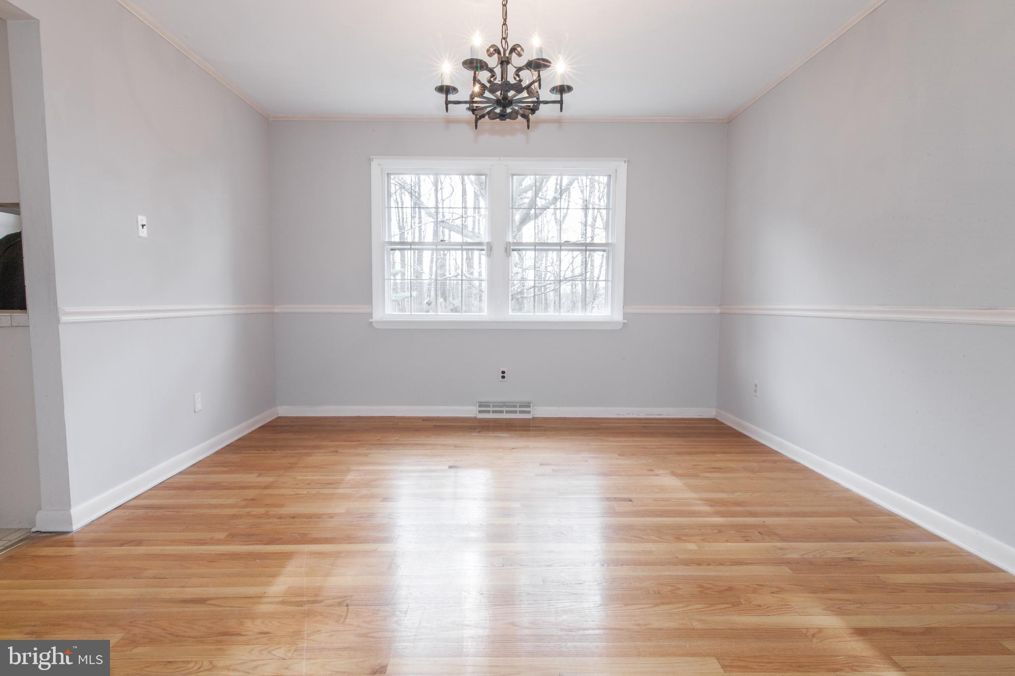 818 Petem Road Kingsville, MD 21087 - Photo 11 of 30 Dining Room