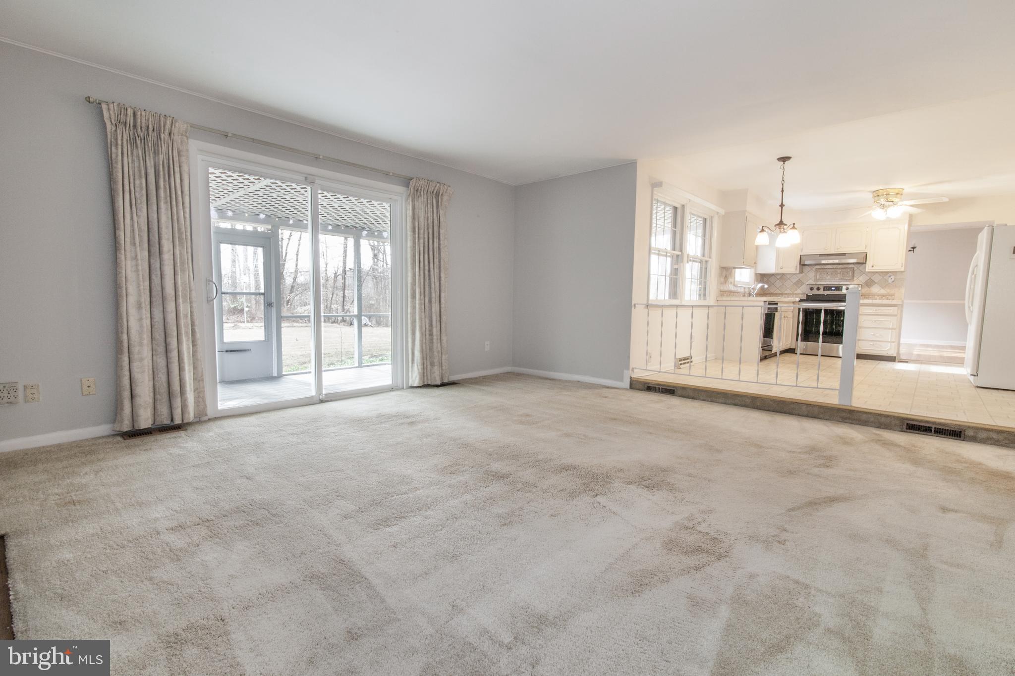818 Petem Road Kingsville, MD 21087 - Photo 6 of 30 Family Room to Kitchen View