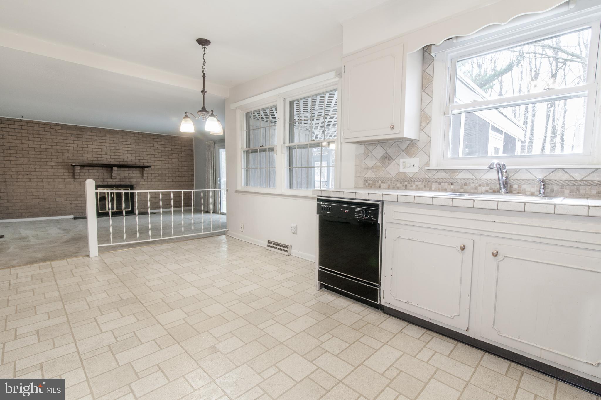 818 Petem Road Kingsville, MD 21087 - Photo 7 of 30 Kitchen to Family Room View