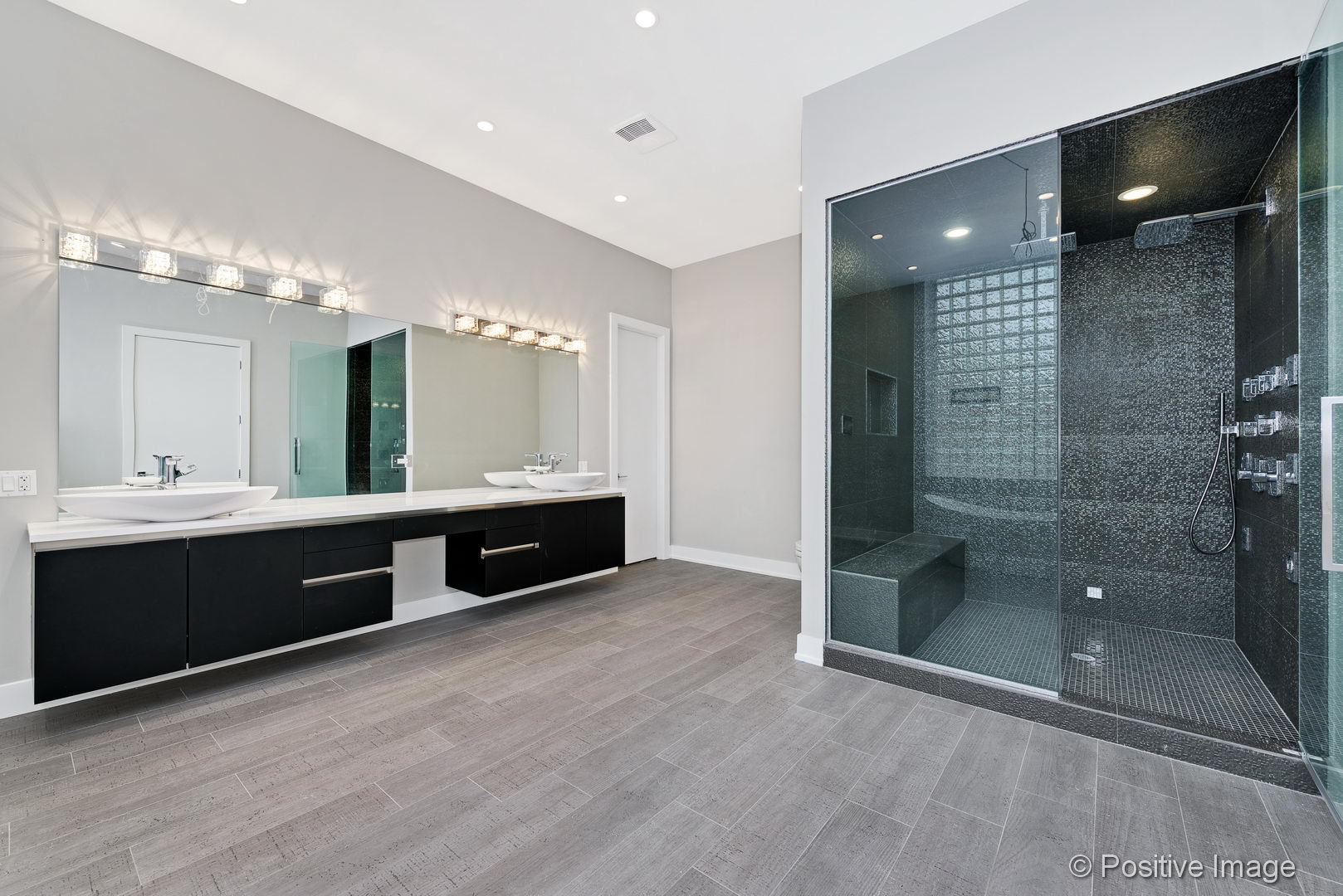 1217 West Monroe Street, Unit 1 Chicago, IL 60607 - Photo 8 of 17