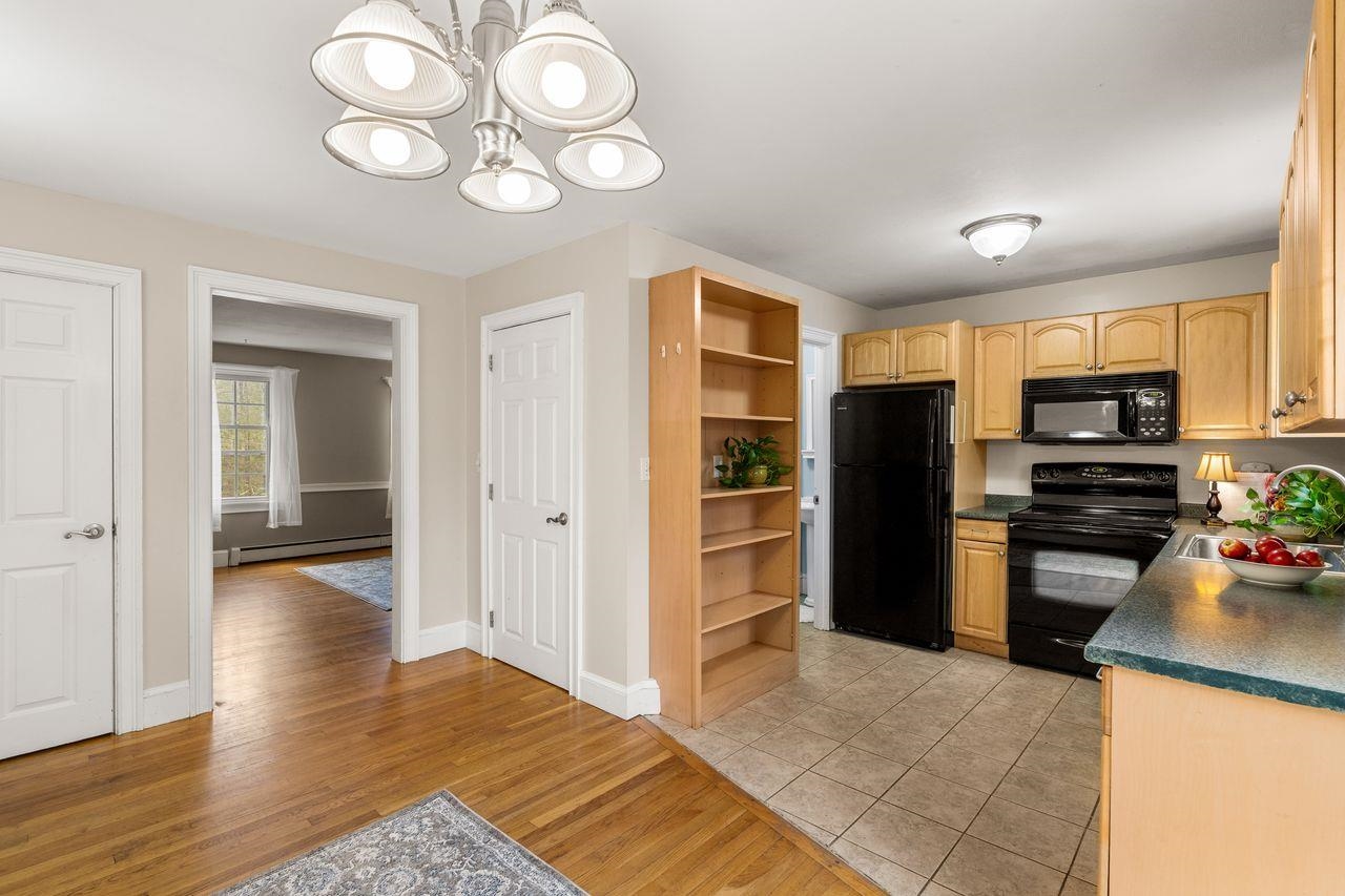 99 Winnicutt Road, Unit #6 Stratham, NH 03885 - Photo 9 of 38 Gallery Image 9