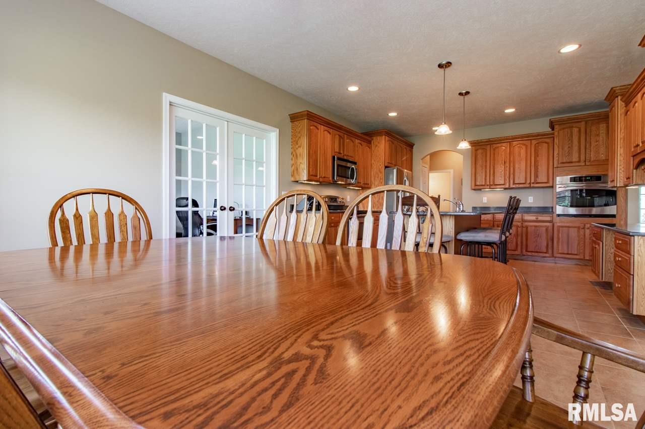 1620 Autumn Ridge Washington, IL 61571 - Photo 11 of 36 Gallery Image 11