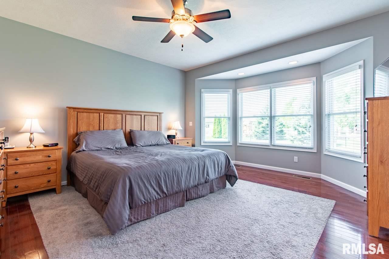 1620 Autumn Ridge Washington, IL 61571 - Photo 19 of 36 Gallery Image 19