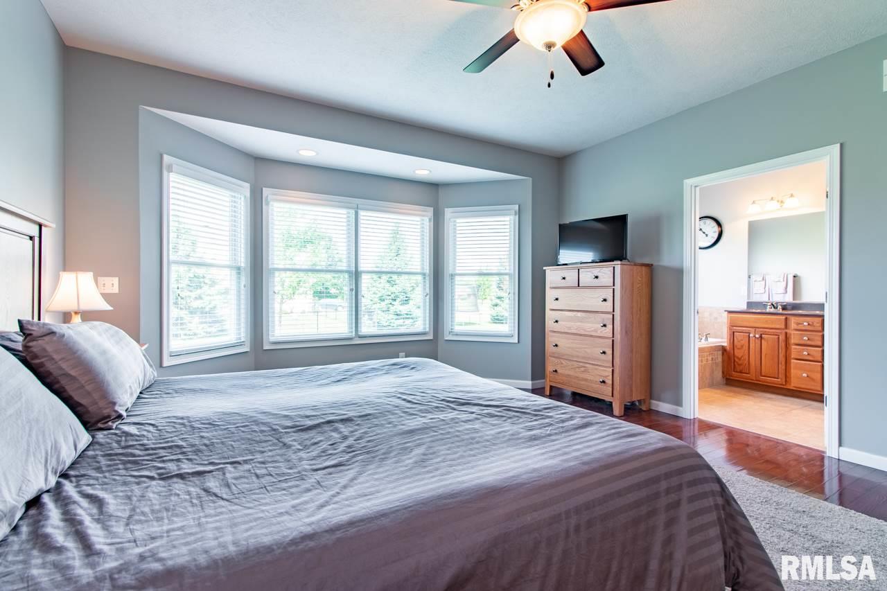 1620 Autumn Ridge Washington, IL 61571 - Photo 21 of 36 Gallery Image 21