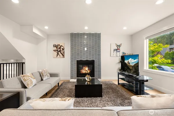 $2,160,000 | 4326 Northeast 44th Street, Seattle, WA 98105