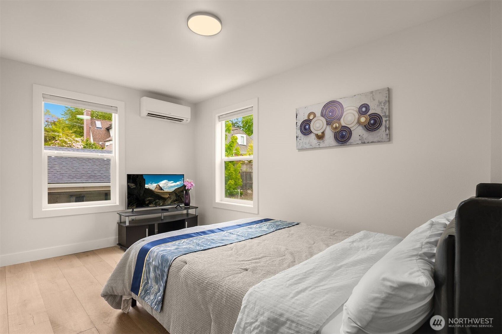 4326 Northeast 44th Street Seattle, WA 98105 - Photo 17 of 38