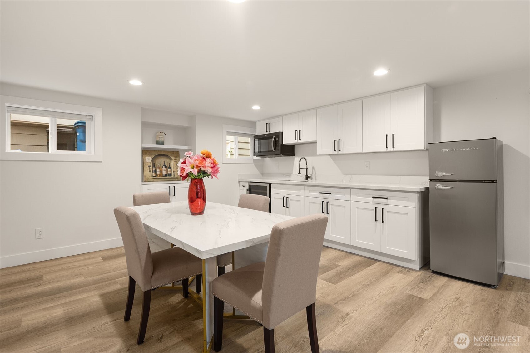 4326 Northeast 44th Street Seattle, WA 98105 - Photo 26 of 38