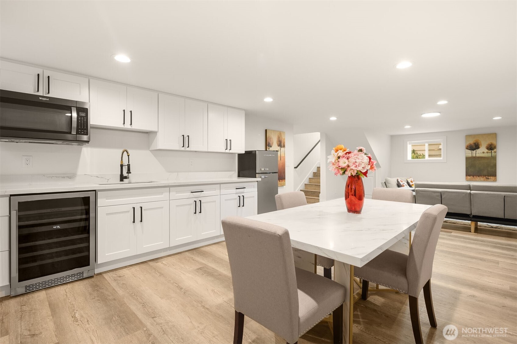 4326 Northeast 44th Street Seattle, WA 98105 - Photo 27 of 38