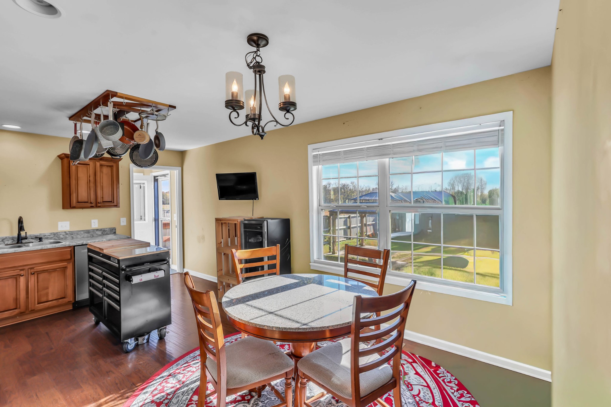 150 B T G T Road Portland, TN 37148 - Photo 9 of 20 a dining room with furniture and a window