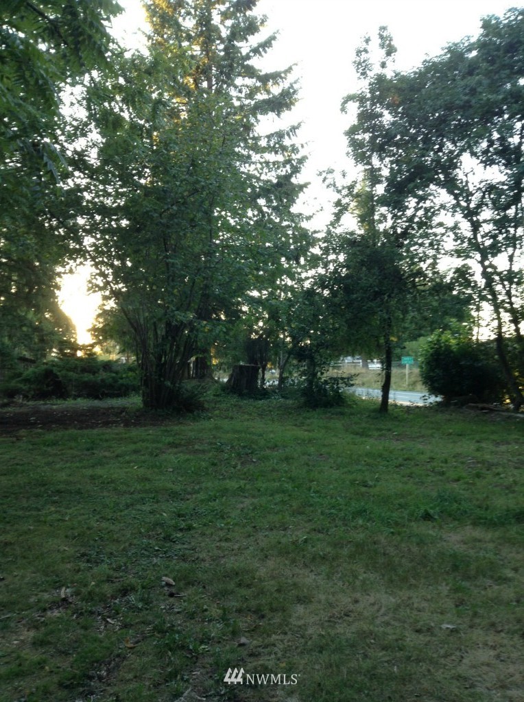 6627 Northeast 4th Street Renton, WA 98059 - Photo 25 of 25