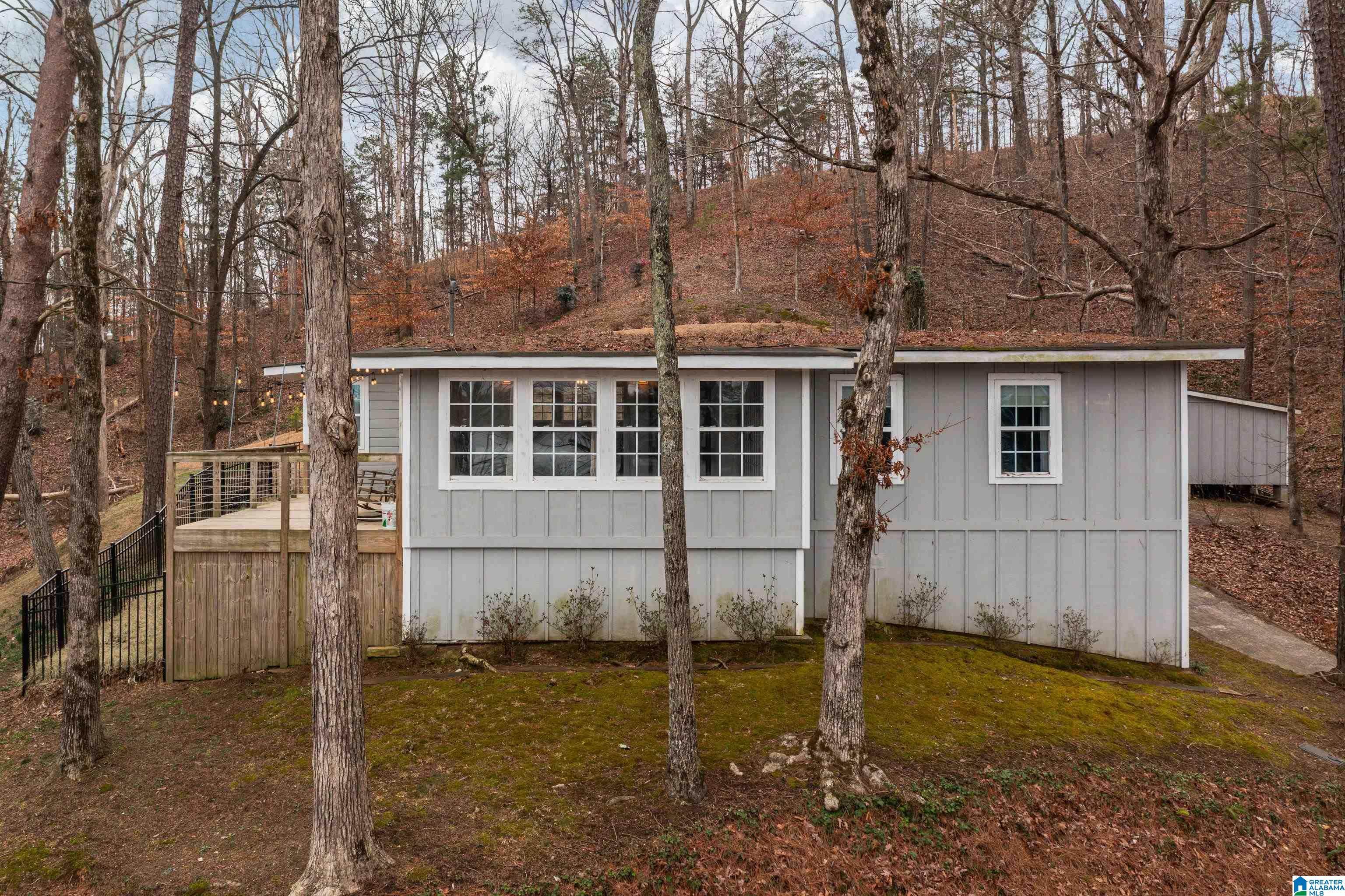 109 Sunset Strip Oneonta, AL 35121 - Photo 1 of 68