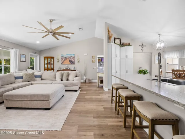 $409,900 | 424 Brown Avenue, Melbourne, FL 32901