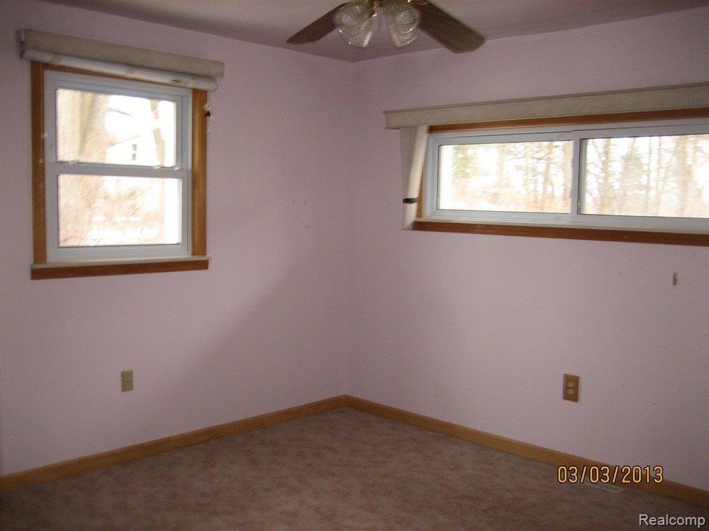 56540 Hayes Road Macomb, MI 48042 - Photo 12 of 19 Bedroom 1 1st Fl.JPG
