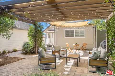 $1,295,000 | 2717 West Ave 30, Los Angeles, CA 90065