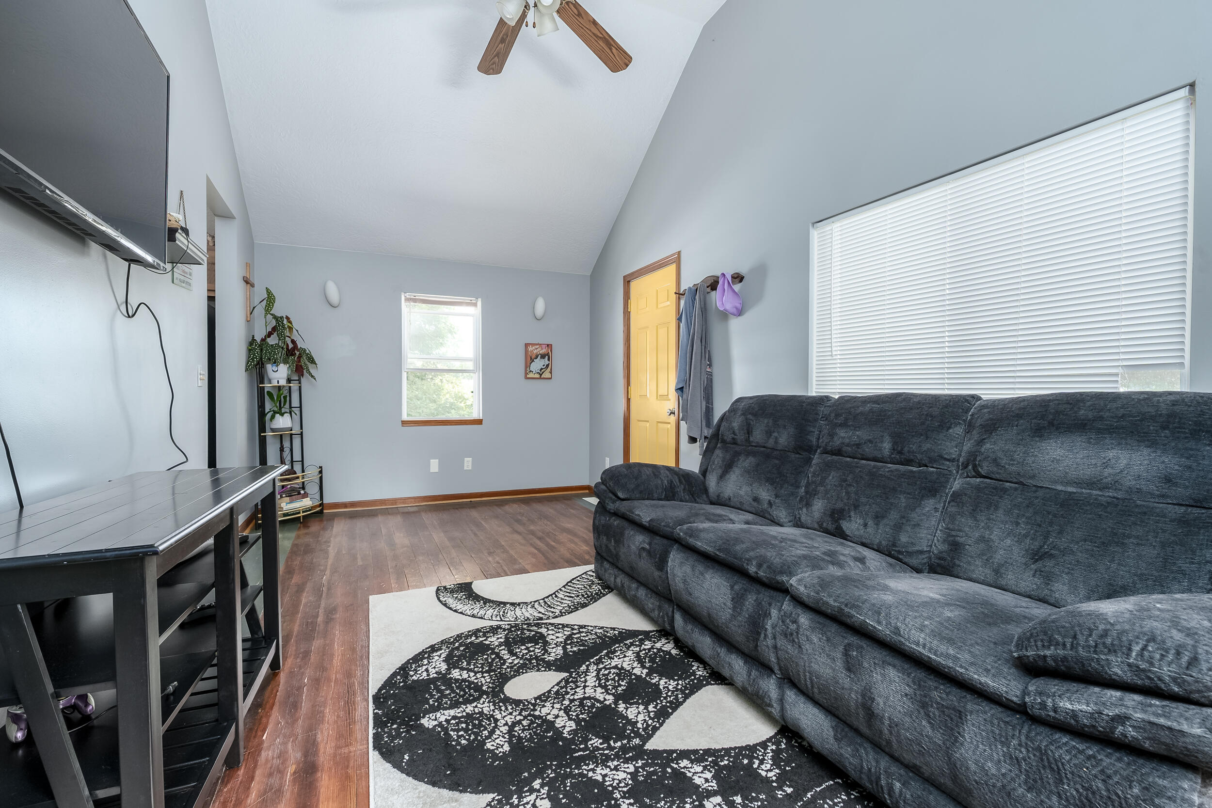2233 North Drake Road Kalamazoo, MI 49006 - Photo 4 of 19 Drake_Rd_N_2233_Kalamazoo_49006-4