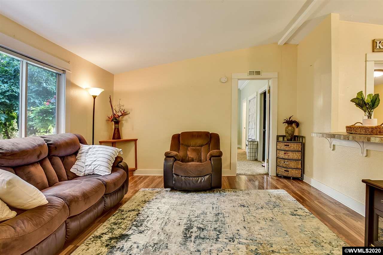 3771 Delaney Road Southeast Salem, OR 97317 - Photo 21 of 36 Gallery Image 21