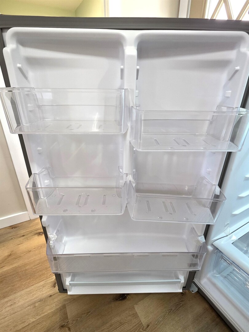 312 Lincoln Avenue Flora, IL 62839 - Photo 38 of 80 a view of closet