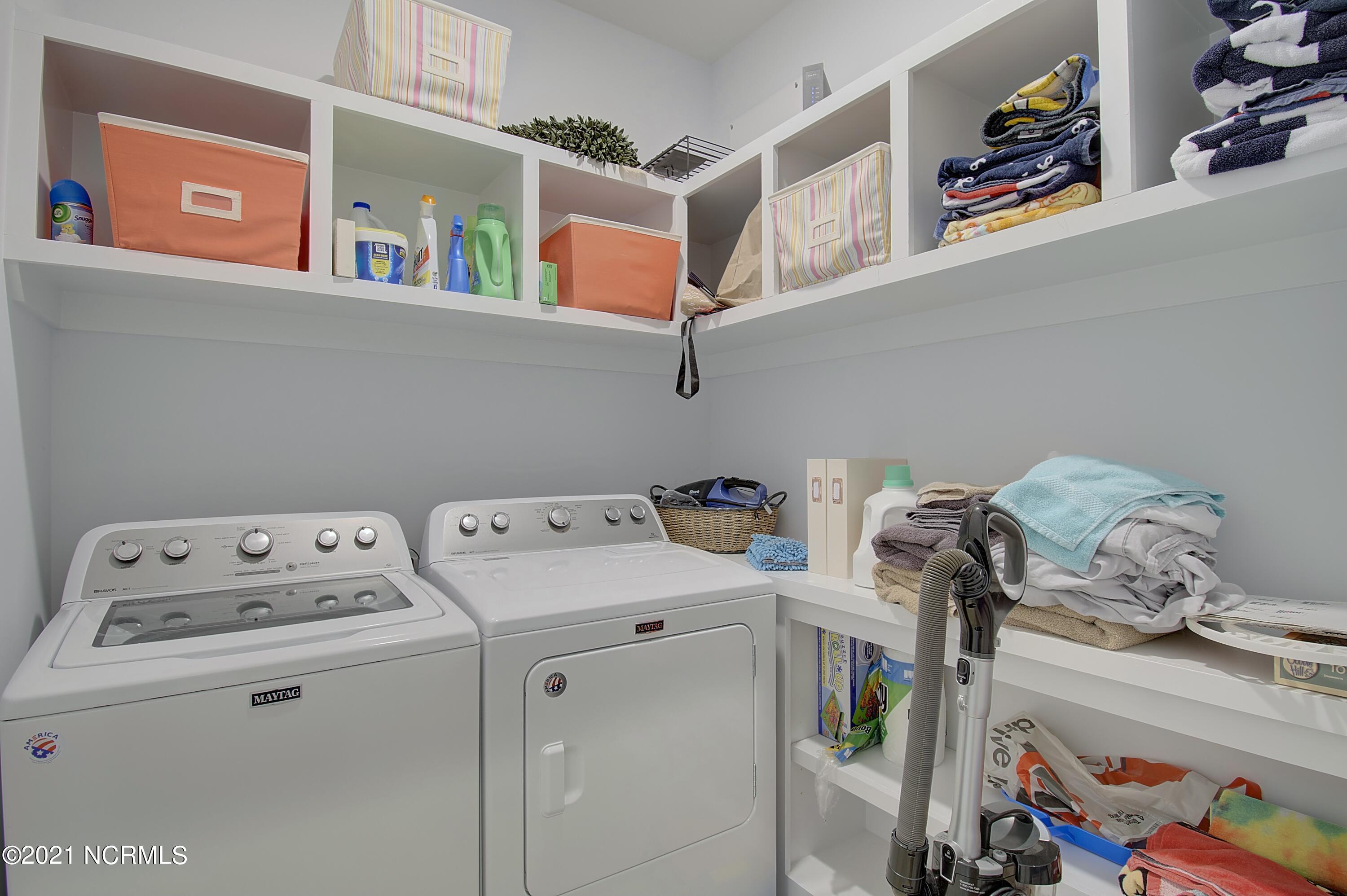 409 Planter's Ridge Drive Sunset Beach, NC 28468 - Photo 24 of 35 LAUNDRY