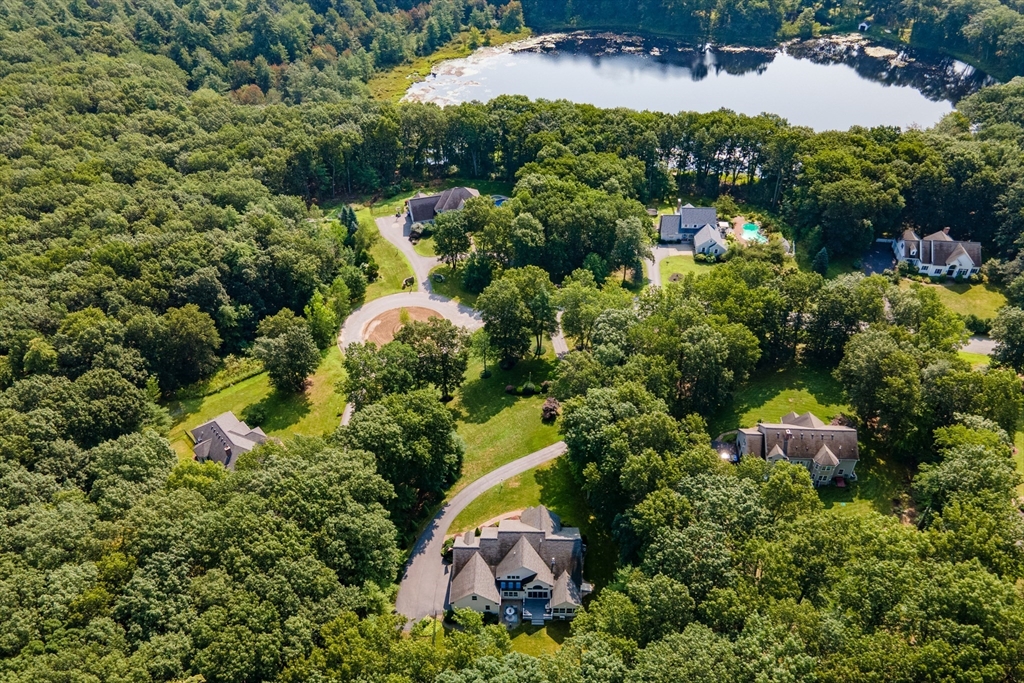72 Brian Road Lancaster, MA 01523 - Photo 38 of 42