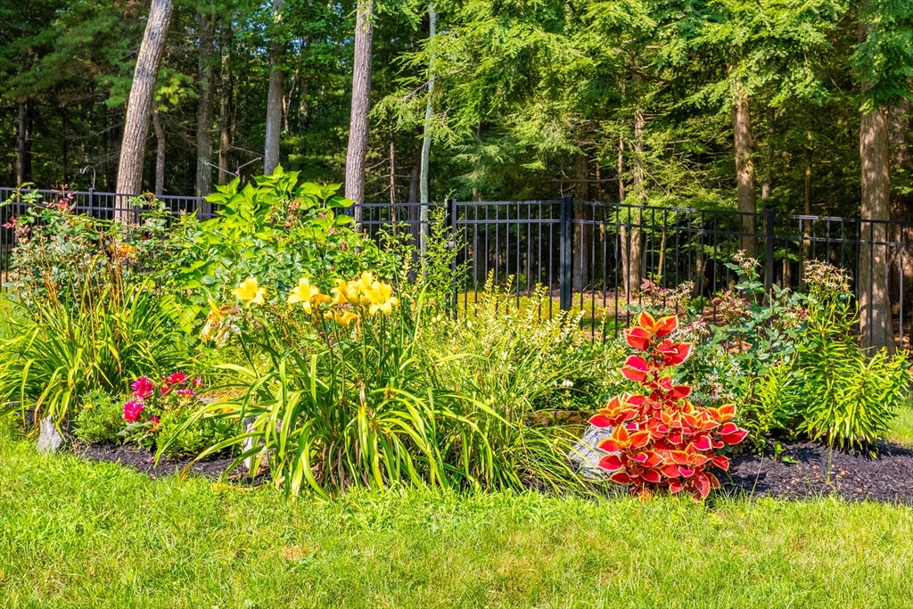 72 Brian Road Lancaster, MA 01523 - Photo 40 of 42