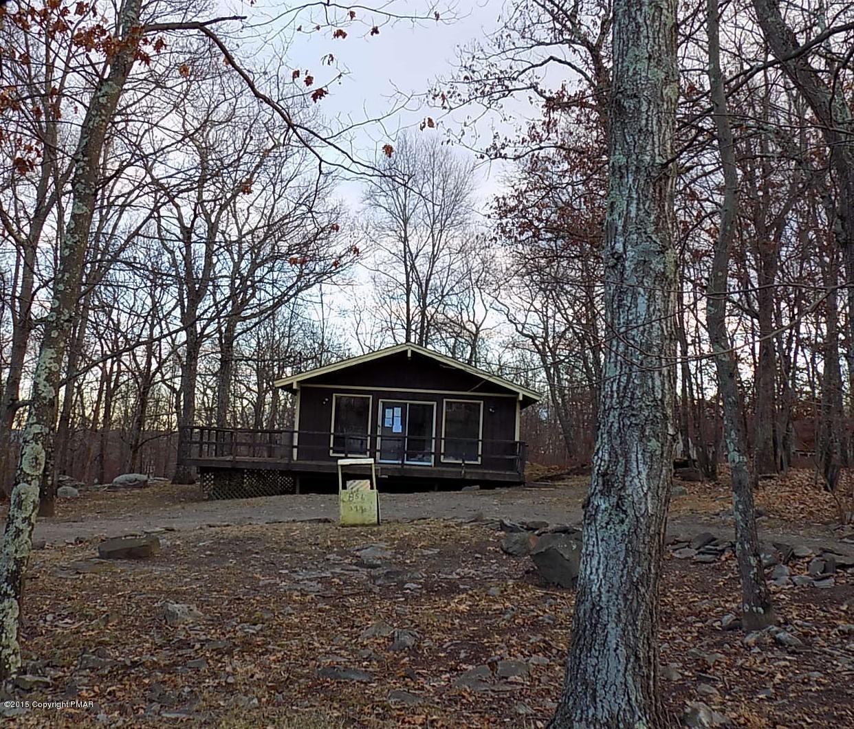 856 Gold Finch Road Bushkill, PA 18324 - Photo 1 of 10 a view of a house with a yard