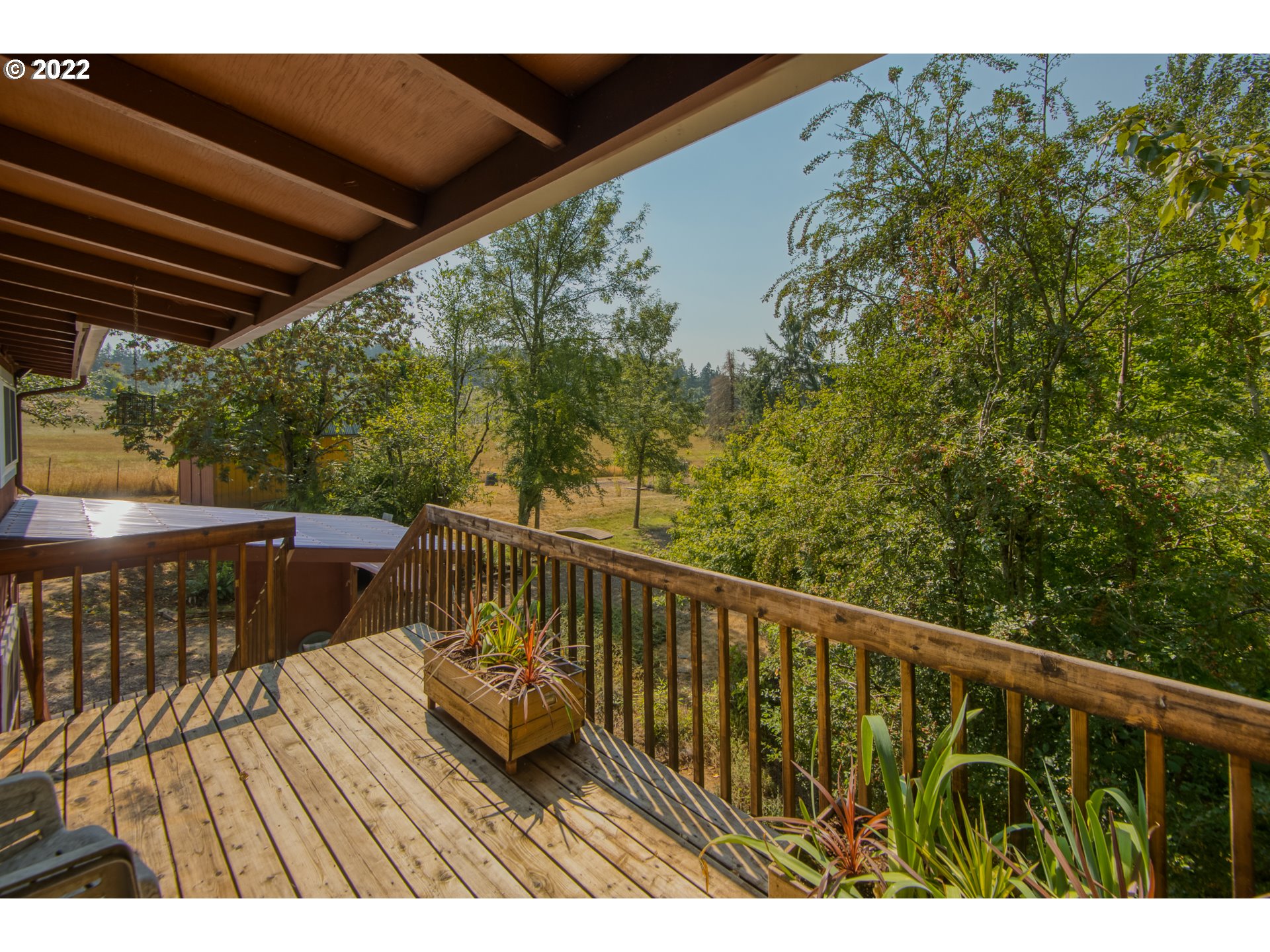 17353 South Potter Road Oregon City, OR 97045 - Photo 22 of 32 Deck