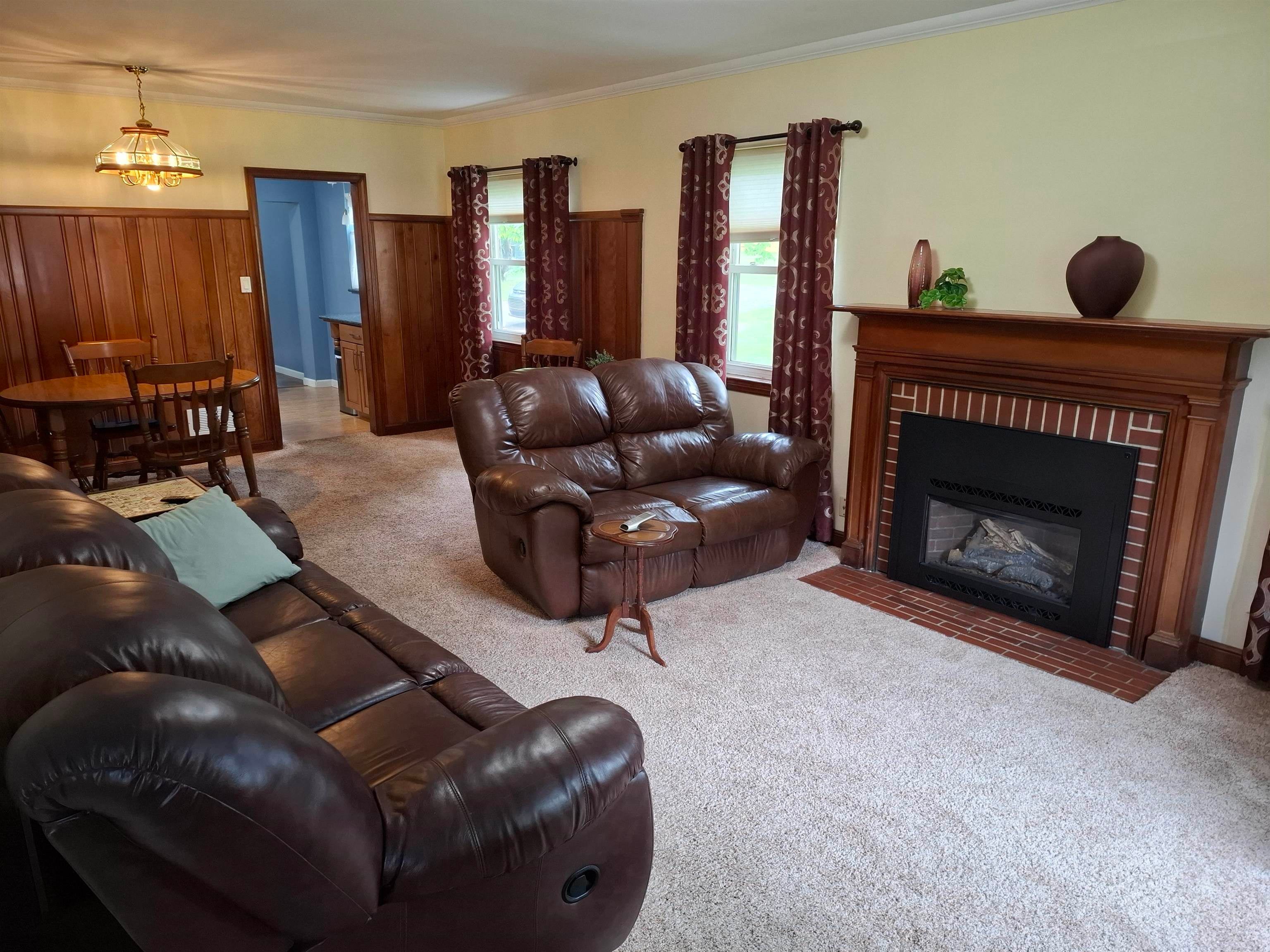2006 Old Miller Road Huntington, WV 25701 - Photo 5 of 20 Gallery Image 5