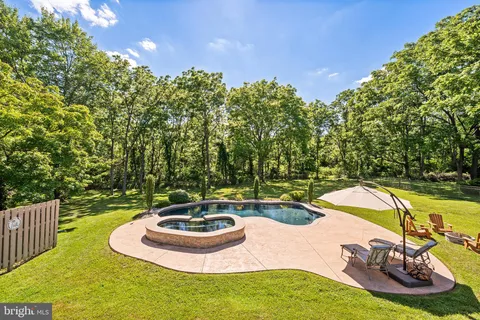 $889,000 | 806 Arbor Lane, Schwenksville, PA 19473
