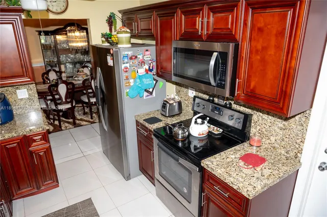 $380,000 | 4290 Northwest 49th Terrace, Lauderdale Lakes, FL 33319