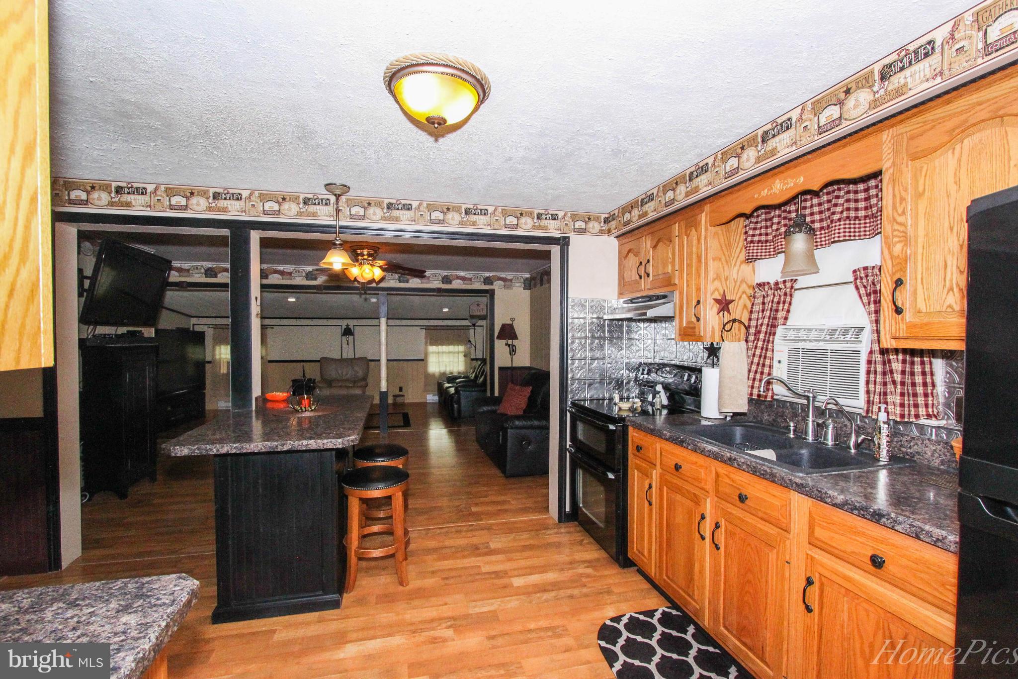 7520 Mountain Laurel Road Boonsboro, MD 21713 - Photo 14 of 30 Kitchen