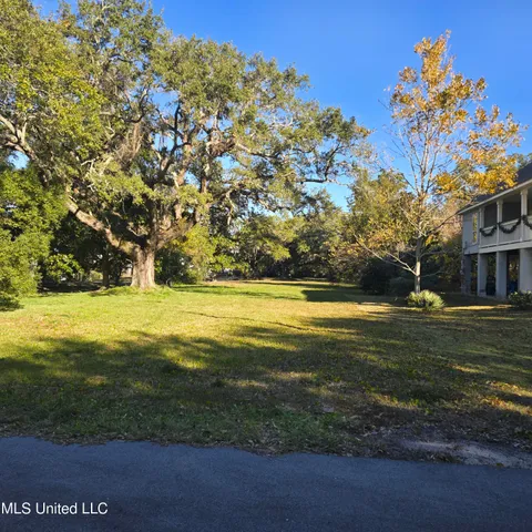 $115,000 | 713 Farnsworth Avenue, Pascagoula, MS 39567