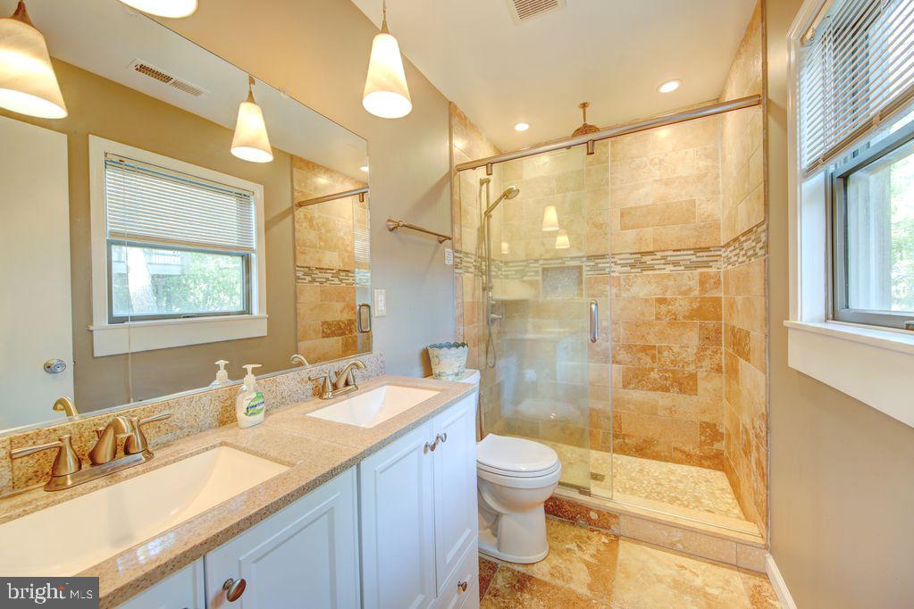 25 Dune Road Bethany Beach, DE 19930 - Photo 21 of 31