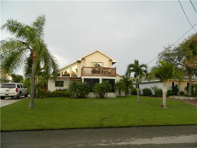 1144 Fernandina Street Fort Pierce, FL 34949 - Photo 1 of 18 Primary Photo