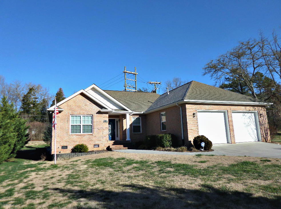 103 Cascade Lane Oak Ridge, TN 37830 - Photo 1 of 31 103 Cascade Lane